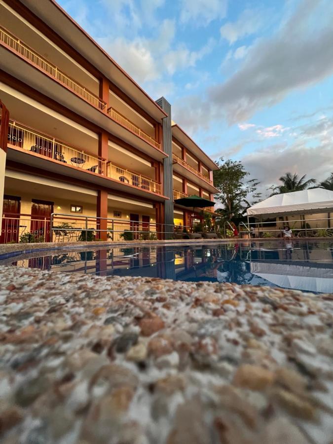 Rufana Suites Moalboal Exterior foto